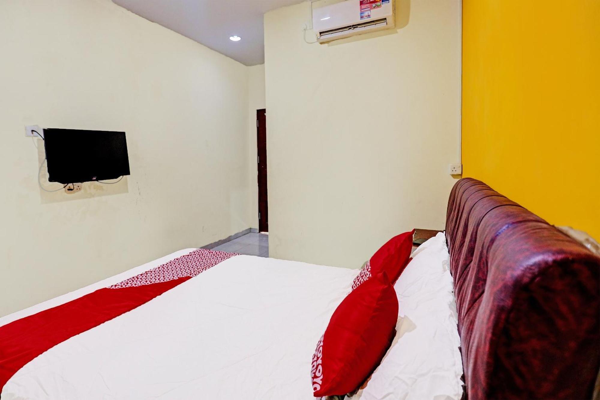 Oyo 92322 Hasan House Syariahnearpelabuhan Feri Harbor Bay Nagoya Buitenkant foto