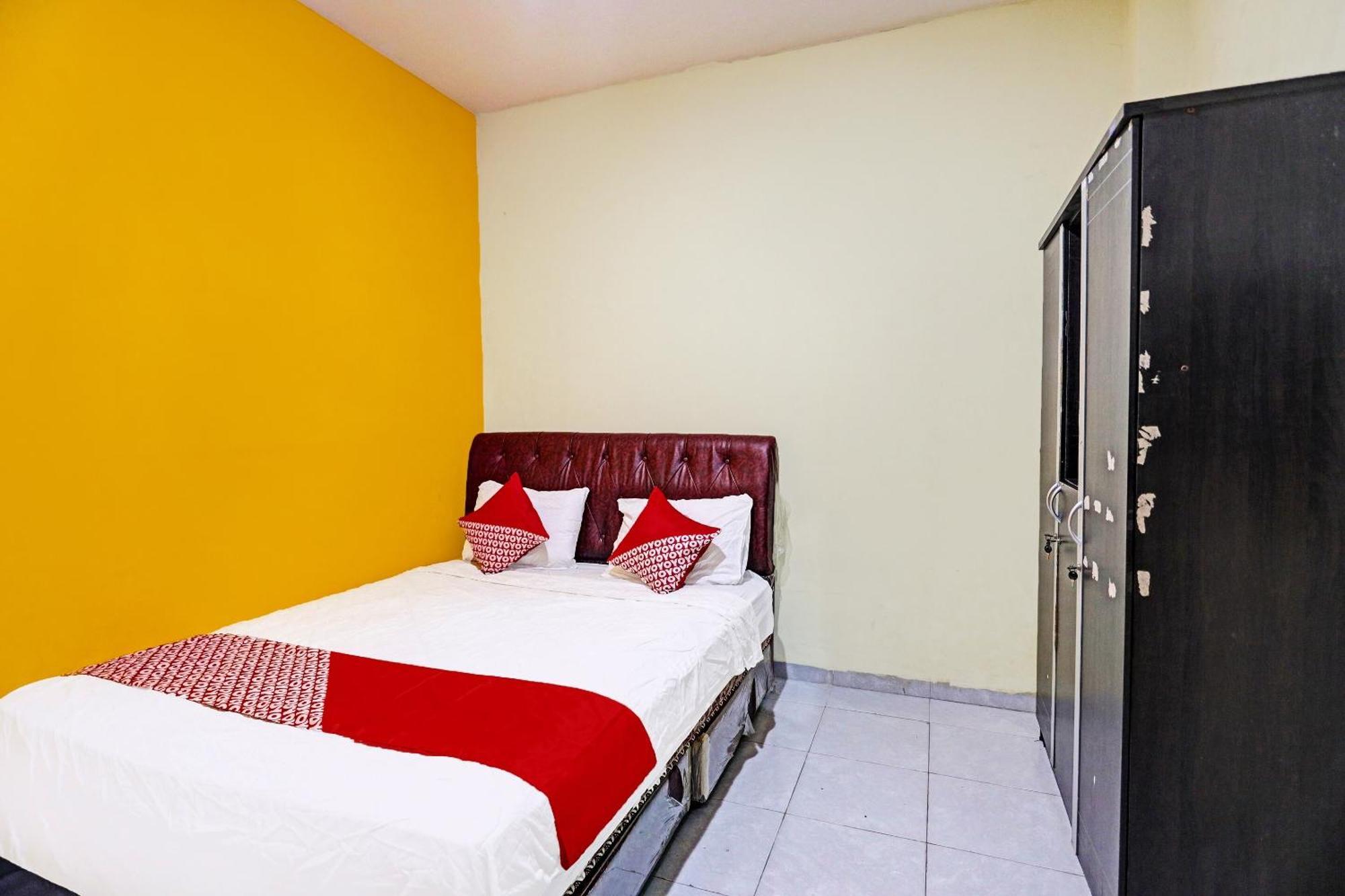Oyo 92322 Hasan House Syariahnearpelabuhan Feri Harbor Bay Nagoya Buitenkant foto